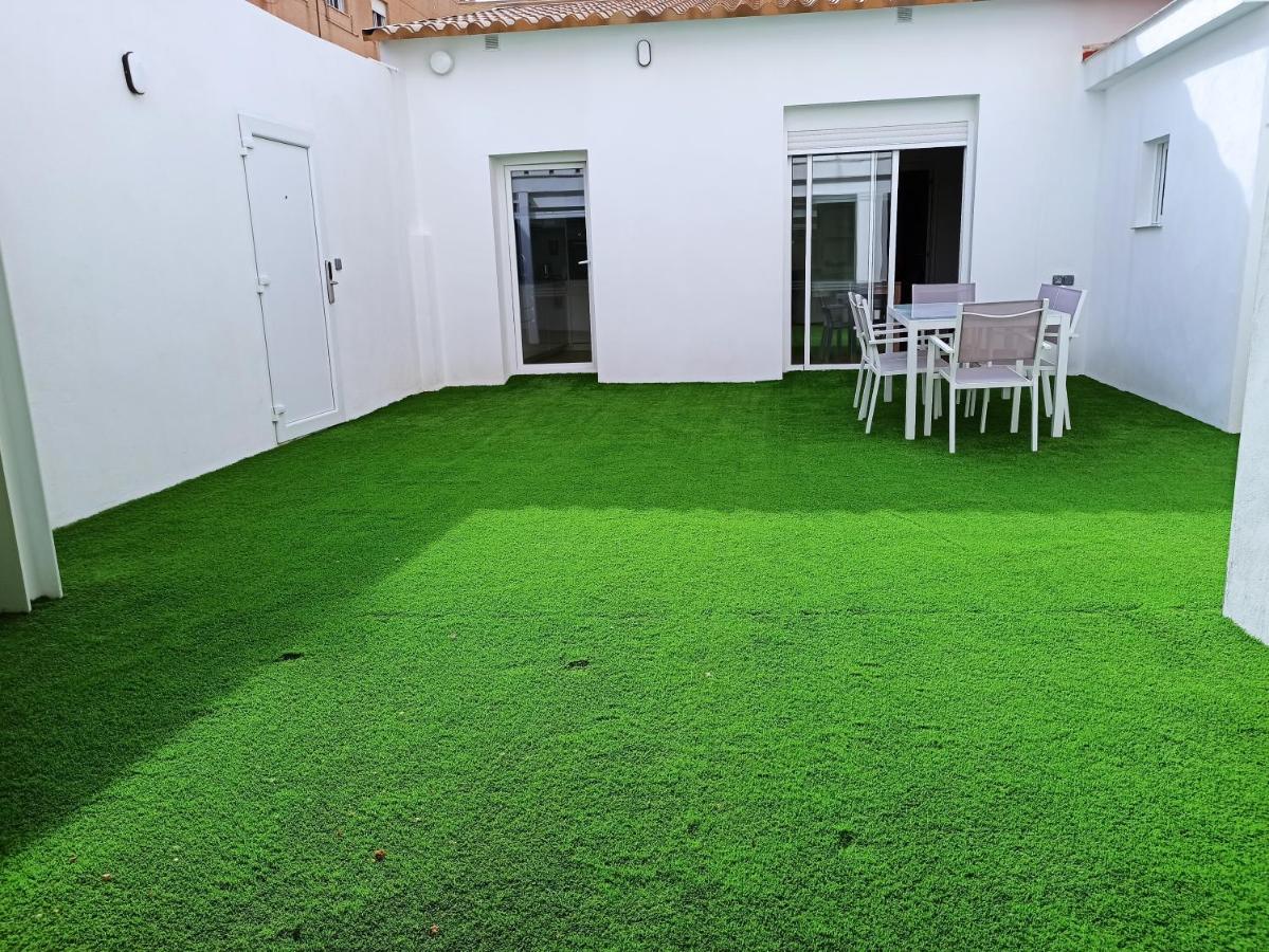 Casa Cerca De La Playa Con Patio Y Garaje Privado Villa Puerto de Sagunto Luaran gambar